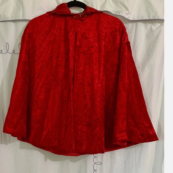 Disney Direct Beauty & the Beast Belle Red Holiday Hooded Cape Child M/L Velvet - Picture 1 of 7